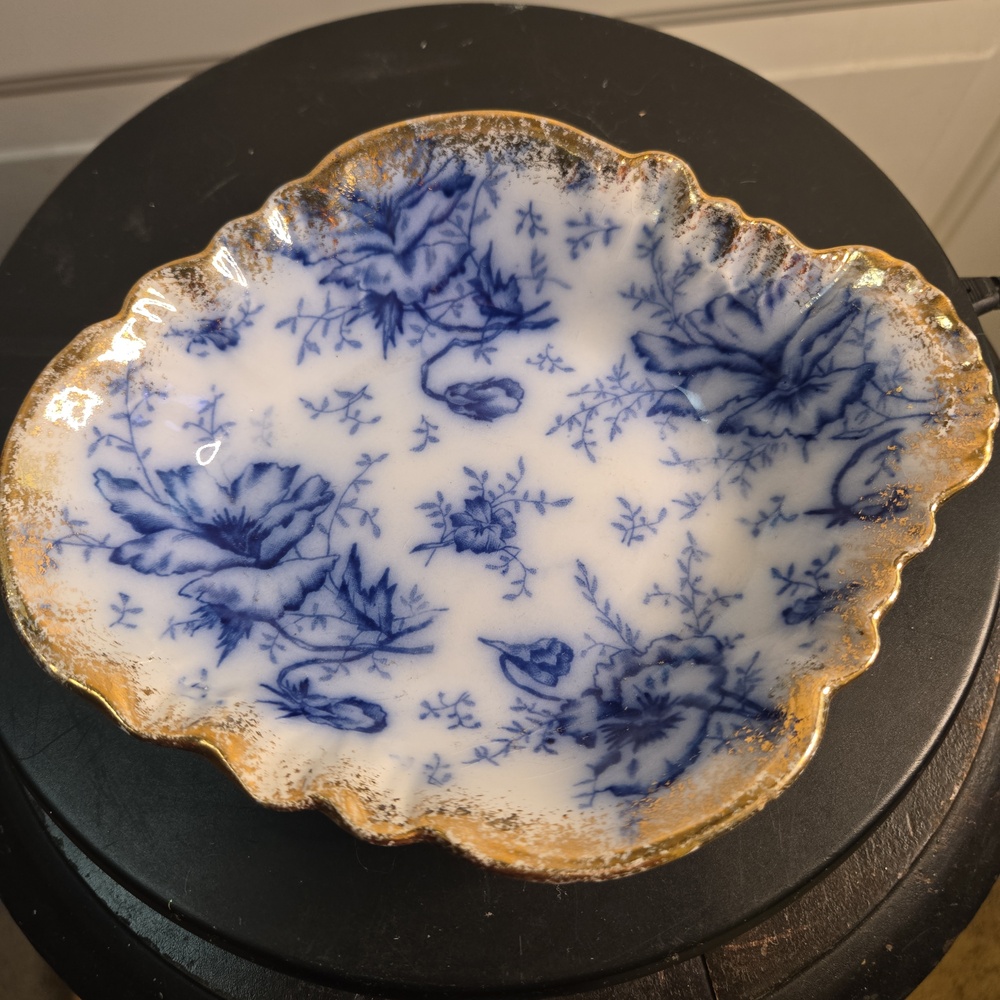 Antique Warwick China Flow Blue Floral Porcelain Trinket Dish with Gold Rim - Picture 5 of 14